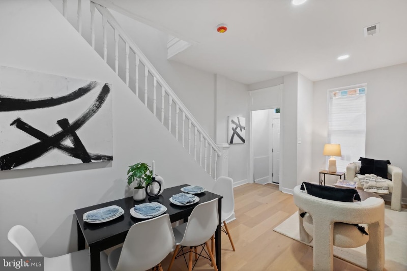 Building Photo - 431 Whitridge Ave