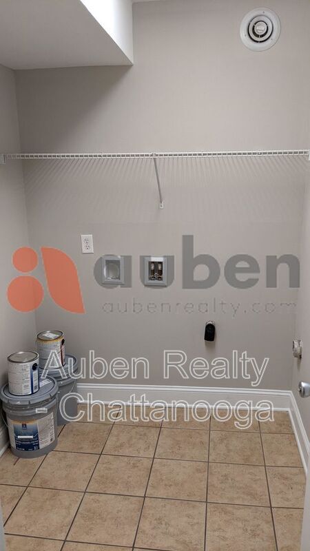 Building Photo - 3913 Bowman Ln