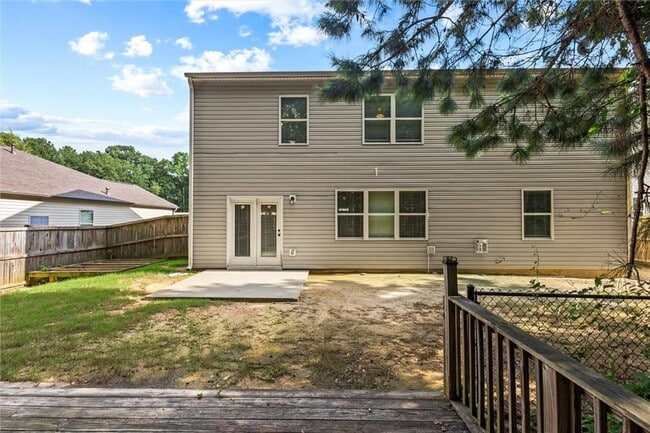 Building Photo - 407 Aviary Ln