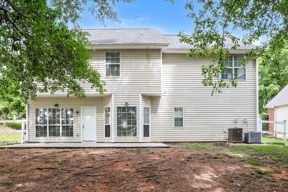 Building Photo - 10038 Harmon Springs Dr