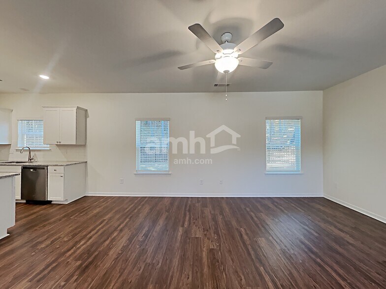 Building Photo - 20 Valley Brook Ct