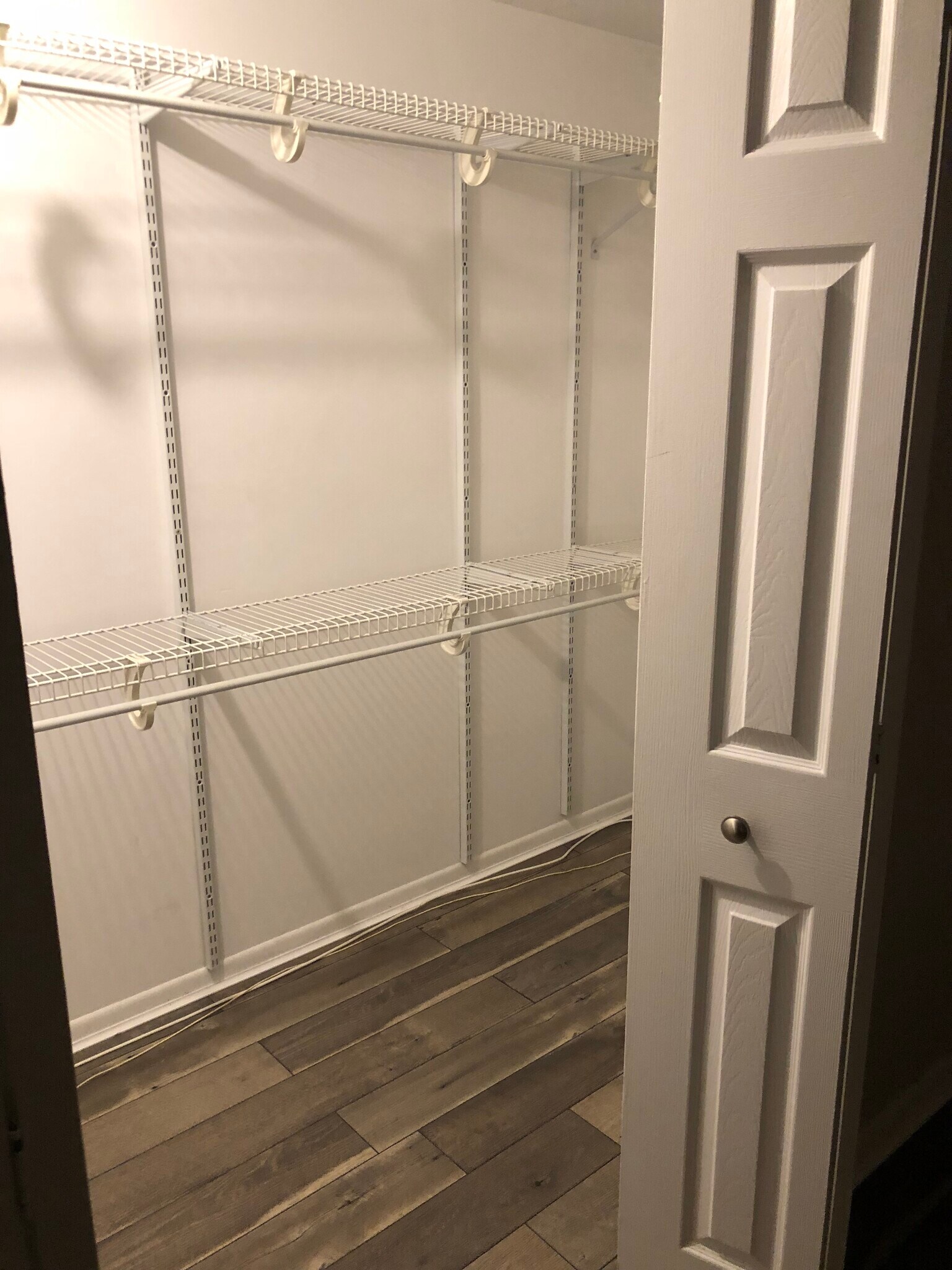 Closet - 266 E 54th St