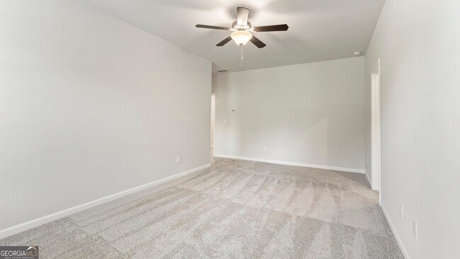 Building Photo - 2600 Mls Cmn Dr