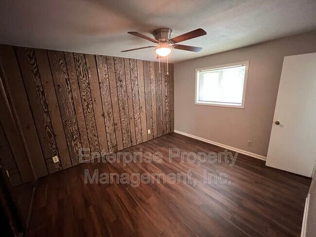 Building Photo - 4149 Yale Rd
