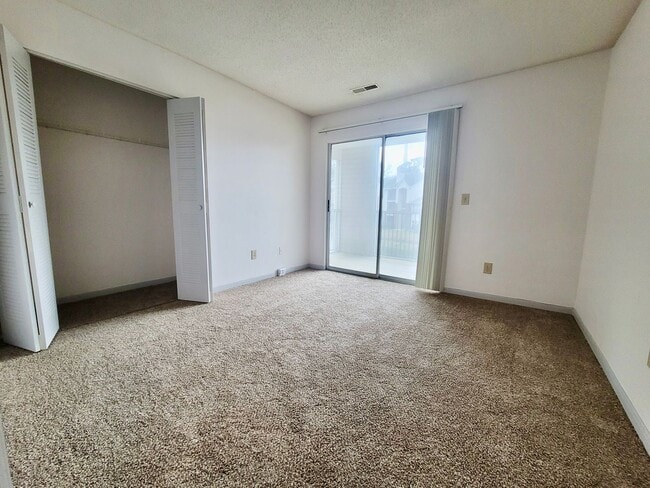 Building Photo - Three bedroom condo 3 miles from IOP - The...