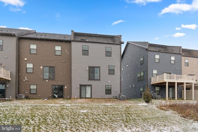 Building Photo - 7638 Quartzite Ln