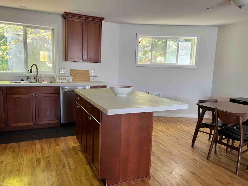 Building Photo - 1802 Franklin Ave E