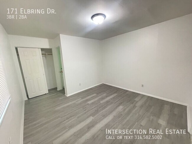Building Photo - 171 Elbring Dr
