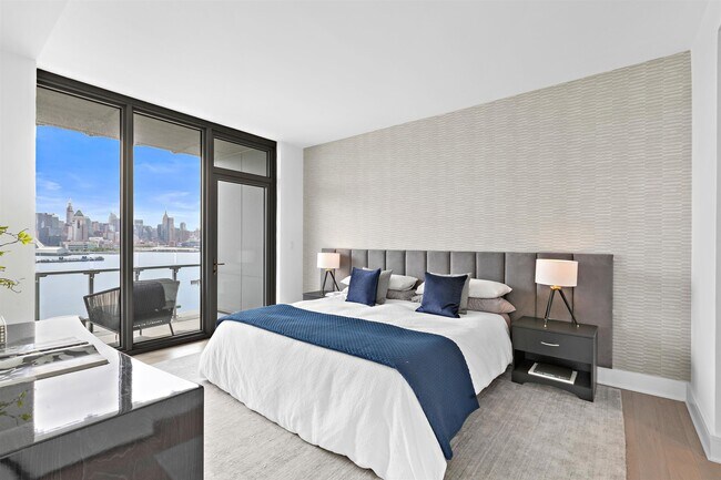 Building Photo - 9 Ave at Port Imperial