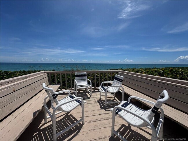 Building Photo - 1501 NE Ocean Blvd