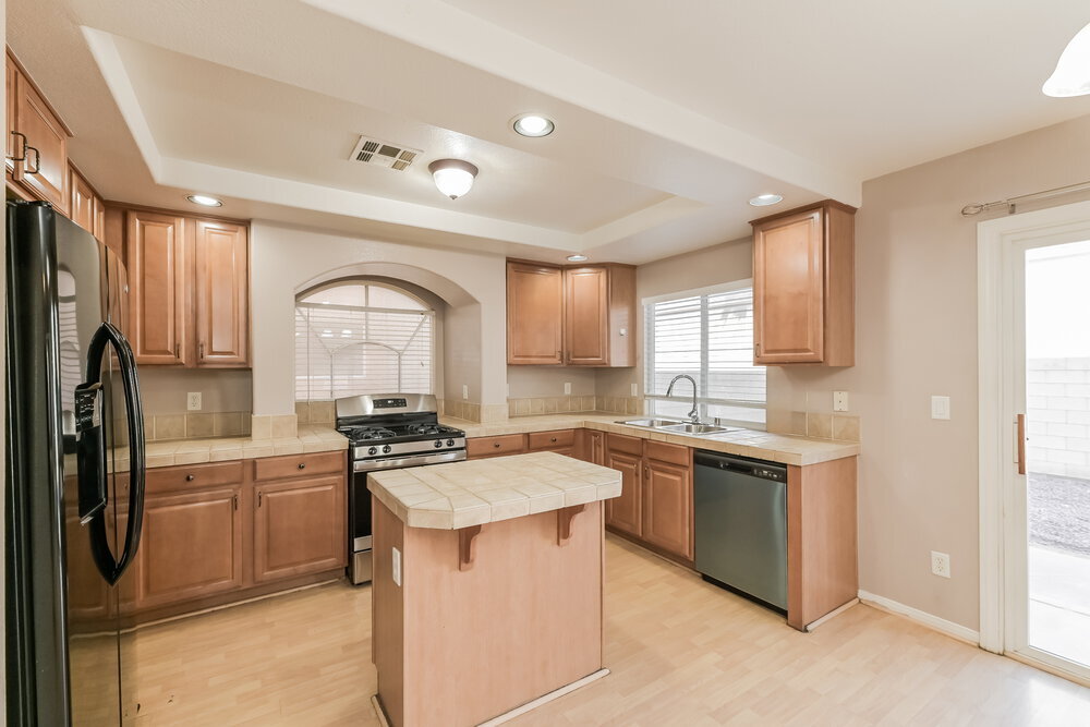 Building Photo - 896 Eureka Falls Ct