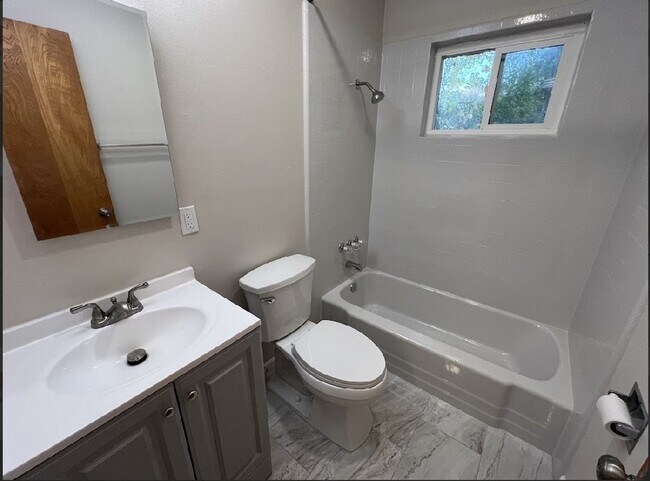 Building Photo - 6119-6121 Stanley Avenue