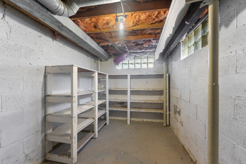 Building Photo - 3510 E Heights St SE