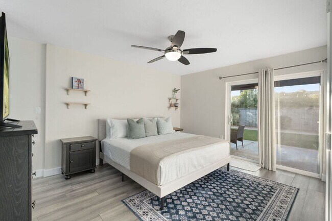 Building Photo - 14410 North 42nd Pl