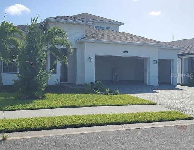 Primary Photo - 16855 Castoro Dr