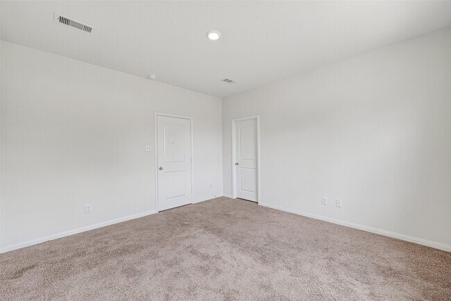 Building Photo - 2112 Mule Ridge Dr