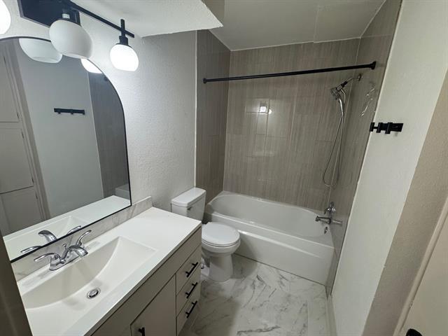 Building Photo - 7300 Comanche Trail