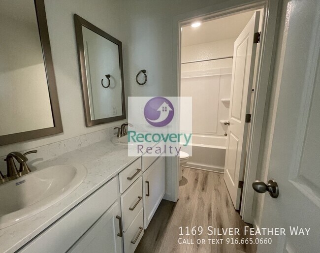 Building Photo - 1169 Silver Feather Wy