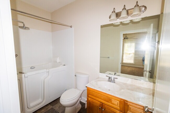 Building Photo - 8100 Burkhalter Rd