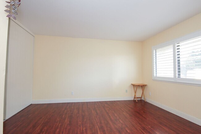 Building Photo - Stylish Corsican Village Retreat with Garage, Patio & Modern Convenience