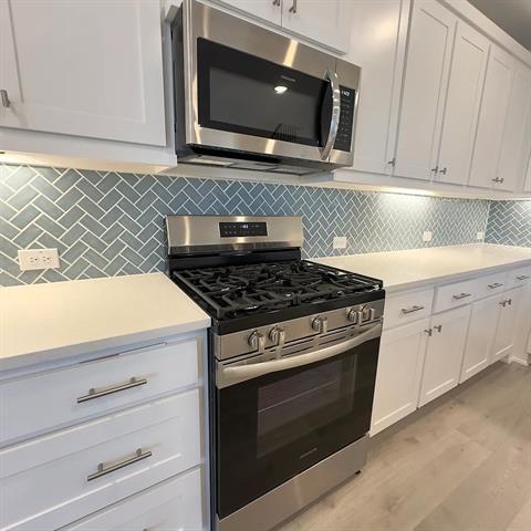 Building Photo - 9575 Speaker Dr