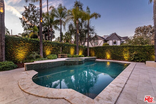 Building Photo - 17230 Silver Ln