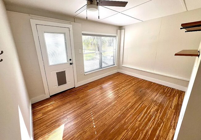 Building Photo - 309 Kepner Dr NE