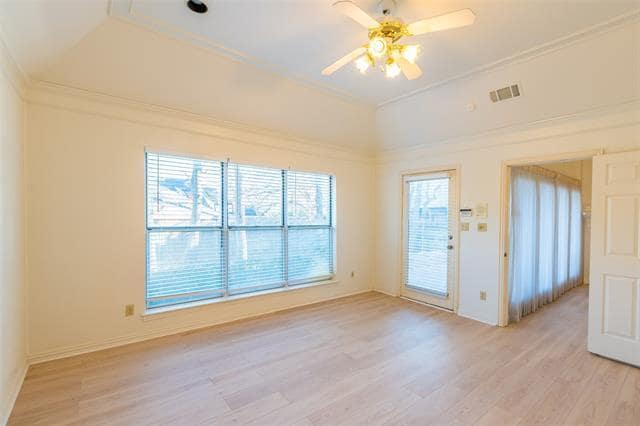 Building Photo - 2411 Cross Timbers Trail