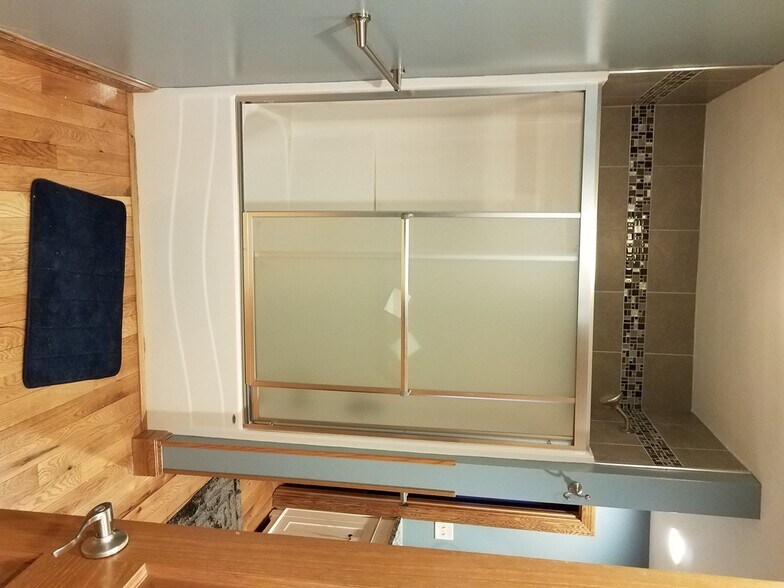 Building Photo - 7 Jachim Pl