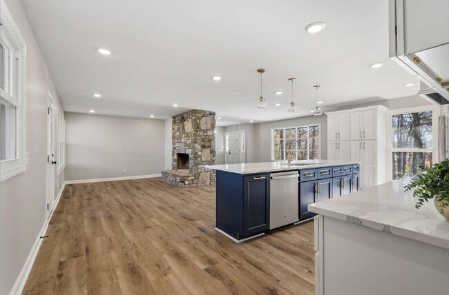 Building Photo - Renovated 3-Bedroom Ranch Home in Sanford