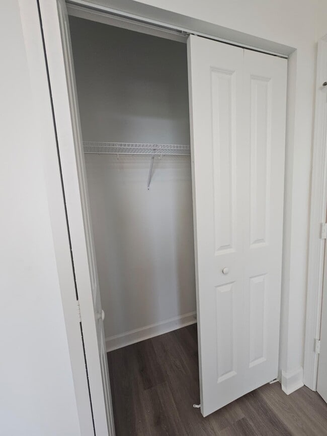 Building Photo - 4946 Navali Dr