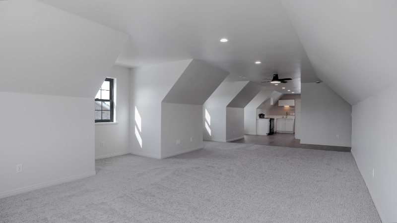 Building Photo - 835 E 575 N St