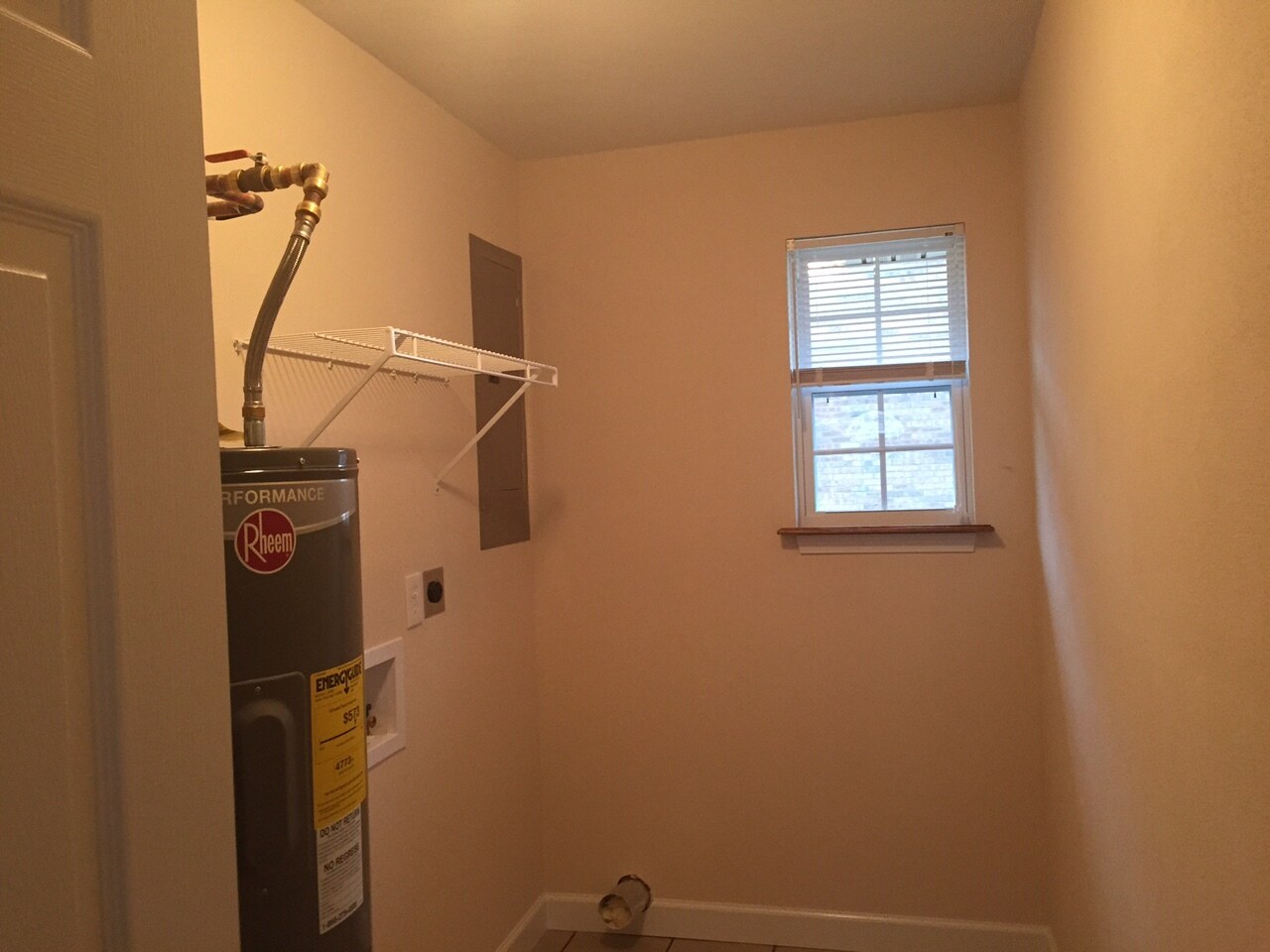 Building Photo - 301 Montgomery St