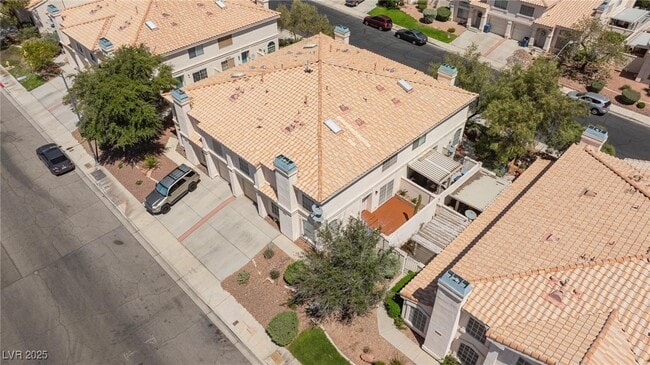 Building Photo - 8048 W Rochelle Ave