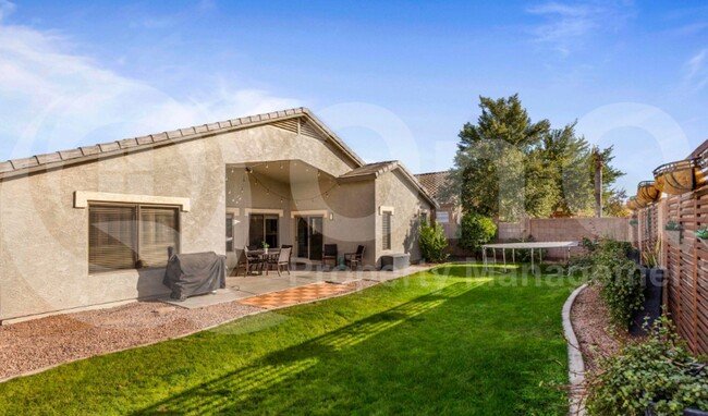 Building Photo - 1673 E Wildhorse Pl