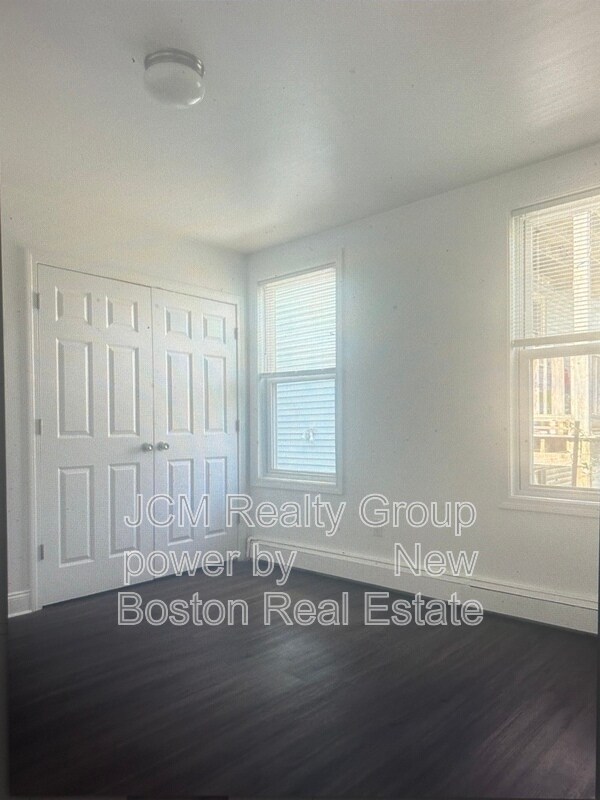 Building Photo - 25 Highland St