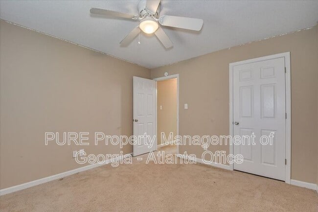 Building Photo - 4541 Country Glen Cir