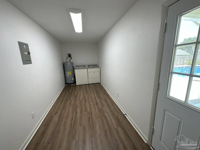 Building Photo - 1406 Rancho Villa Dr