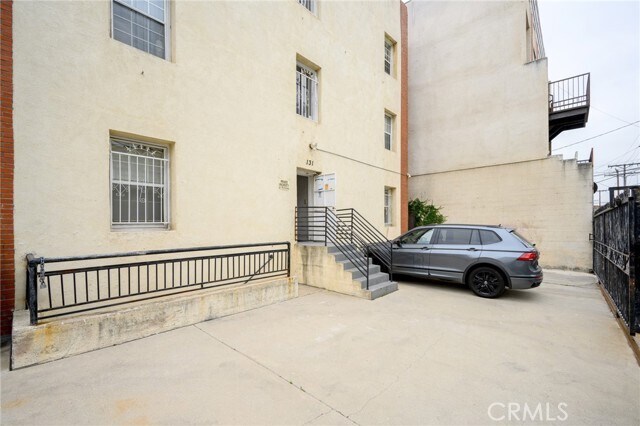 Building Photo - 131 S Jackson St