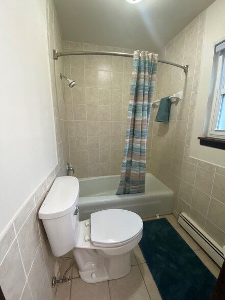 Building Photo - 6450 W Norwich Ave