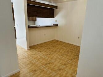Building Photo - 736 7th Way