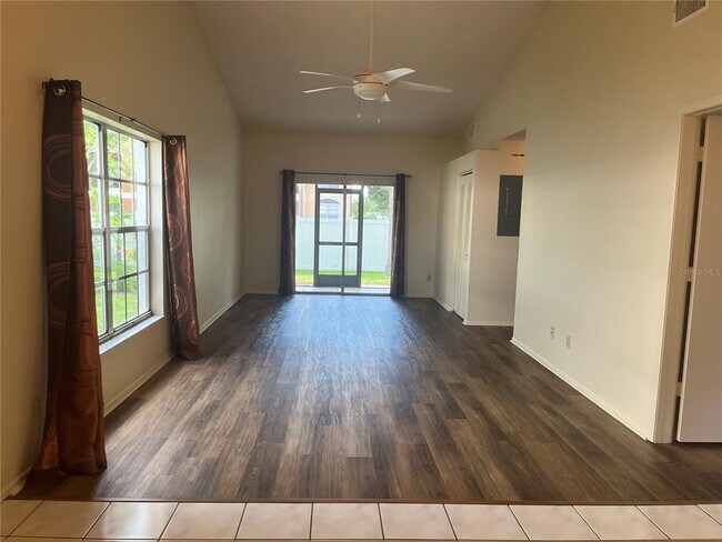 Building Photo - 3745 Mission Ct