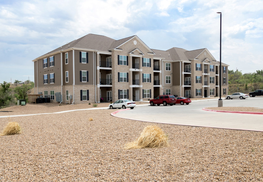 Building Photo - The Reserves at Brookside