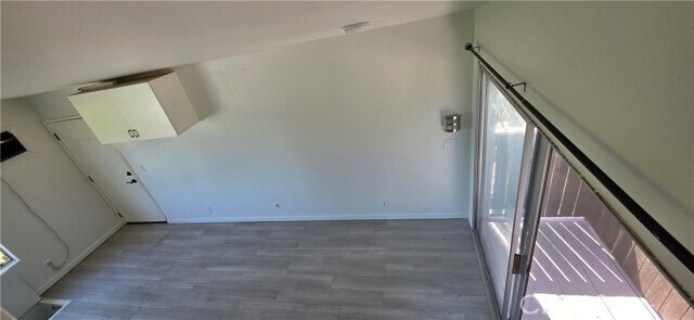 Building Photo - 667 N Woods Ave