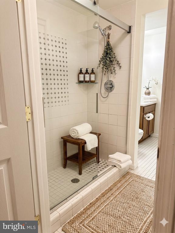 Building Photo - 14423 Pebble Hill Ln