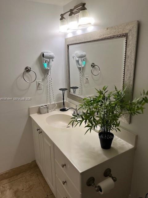 Building Photo - 19370 Collins Ave