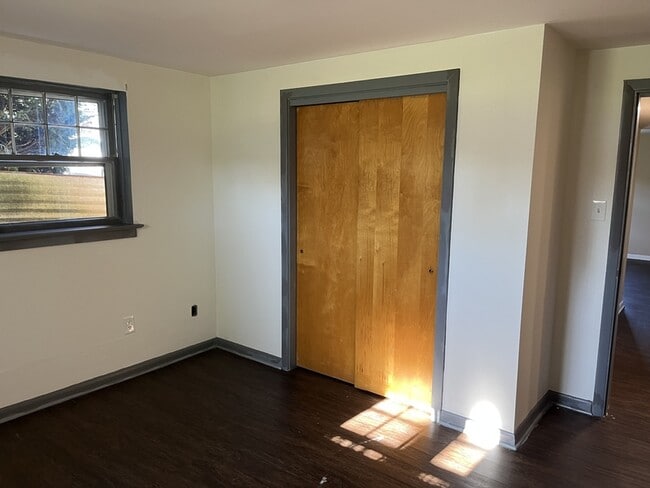 Building Photo - 340 N Prince St