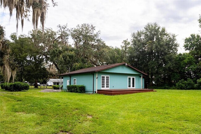 Building Photo - 1840 Highland Park Rd
