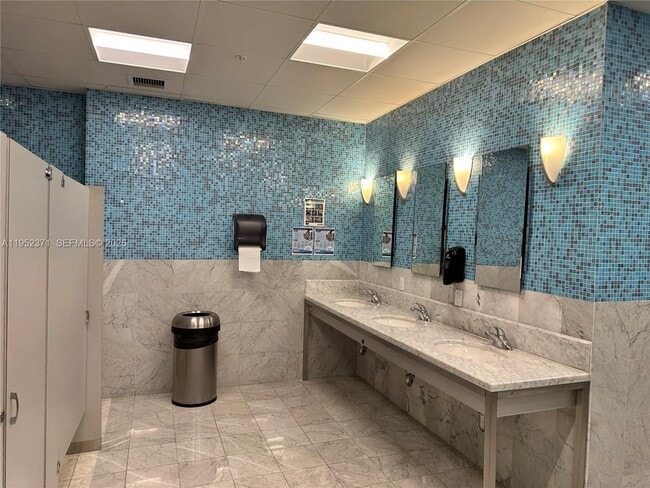 Building Photo - 185 SW 7th St