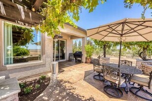 Building Photo - 9839 Trailhead Ct